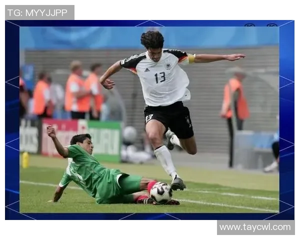 欧洲足球史上十大传奇球星的辉煌岁月与不朽成就解析